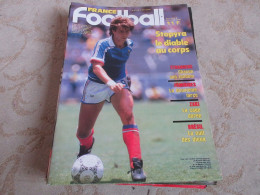 FRANCE FOOTBALL 2102 22.07.1986 STOPYRA FOOTBALL FEMININ MARSEILLE ANZIANI ZAKI - Andere & Zonder Classificatie