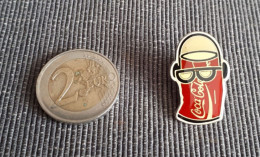 PIN'S PINS COCA COLA COKE ESSO CANETTE LUNETTES ECOUTEURS MUSIQUE - Coca-Cola