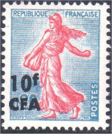 387 Réunion Surcharge 10fr MH * Neuf (f3-REU-28) - Unused Stamps