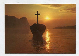 AK 211804 CHURCH / CLOISTER ... - Kreuzstein Mit Drachenwand - Abendstimmung Am Mondsee - Holy Places