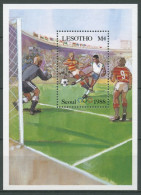 Lesotho 1987 Olymp. Spiele '88 Seoul Fußball Block 45 Postfrisch (C27191) - Lesotho (1966-...)
