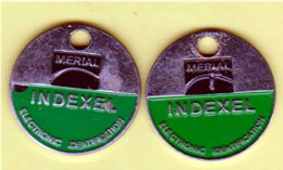 LOT DE 2 JETONS CADDIE " MERIAL - INDEXEL " (CHIEN CHAT)_J513 - Trolley Token/Shopping Trolley Chip