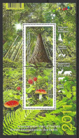 CANADA....QUEEN ELIZABETH II...(1952-22.)....." 2011 "....FOREST......MINI SHEET.....MNH.. - Ungebraucht