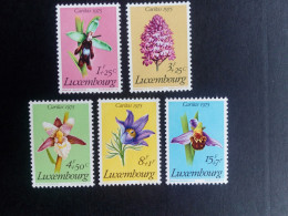 LUXEMBOURG MI-NR. 914-918 POSTFRISCH(MINT) CARITAS 1975 GESCHÜTZTE PFLANZEN (I) - Unused Stamps