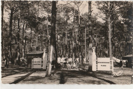 M12- 40) BISCAROSSE PLAGE (LANDES) TERRAIN DE CAMPING MUNICIPAL - (ANIMEE - VACANCIERS -  2 SCANS) - Biscarrosse