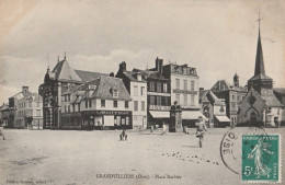 60) GRANDVILLIERS - PLACE BARBIER - (ANIMEE) - Grandvilliers