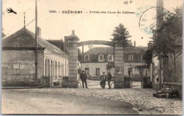 58 GUERIGNY - Entree Des Cours Du CHATEAU  - Guerigny