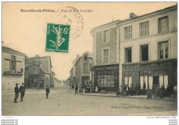 NEUVILLE DE POITOU PLACE ET RUE PAUL BERT - Neuville En Poitou