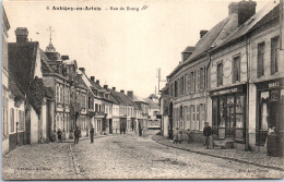 62 AUBIGNY EN ARTOIS - La Rue Du Bourg.  - Aubigny En Artois