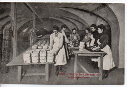 Carte Postale Ancienne Roquefort - Intérieur Des Caves - Agriculture, Ouvrières - Roquefort