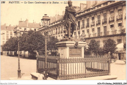 AJAP3-STATUE-0256 - NANTES - La Cours Cambronne Et La Statue  - Denkmäler
