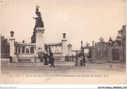 AJAP2-STATUE-0139 - LYON - Entrée Du Parc De La Tête-d'or Et  Monument Des Enfants Du Rhône  - Denkmäler