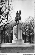 AJAP1-STATUE-0099 - PARIS - La Statue Du Roi Des Belges Albert 1er  - Denkmäler