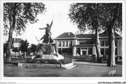 AJAP8-STATUE-0738 - BRIVE - Monument De La Victoire  - Monuments