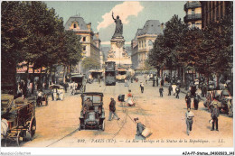 AJAP7-STATUE-0677 - PARIS - La Rue Turbigo Et La Statue De La République  - Monumentos