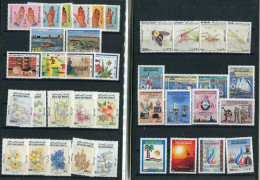 1998 UAE Stamp Year Set Folder ** - Autres & Non Classés