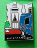 Pin's EDF-GDF Services 92 - EDF GDF