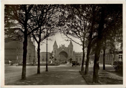 Hamburg-Altona - Hauptbahnhof - Altona