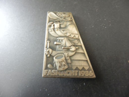 Old Badge Schweiz Suisse Svizzera Switzerland - Fasnacht Basel 1986 - Zonder Classificatie