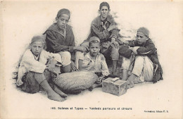 Algérie - Yaouleds Porteurs Et Cireurs - Ed. Collection Idéale P.S. 166 - Métiers