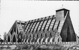 CPSM  CONGO - A.E.F.  BRAZZAVILLE - La Cathédrale Sainte-Anne ** Cf. Scans - Brazzaville