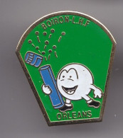 Pin's Boiron LHF Orléans Dpt 45  Réf 7382JL - Médical