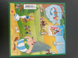 FRANCE - Feuilles Completes N° F4425 BD Asterix Année 2009 Neuf XX Sans Charnieres - Collectors