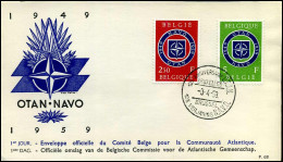 1094/95 - FDC - 10e Verjaardag NAVO - Stempel : Bruxelles/Brussel - 1951-1960