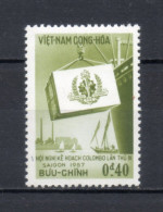 VIETNAM DU SUD   N° 71   NEUF SANS CHARNIERE COTE 0.25€    BATEAUX  PLABN DE COLOMBO - Vietnam