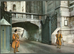 ITALIE - ROMA / ROME - Citta Del VATICANO - Guardie Svizzere All' Arco Delle Campane - Gardes Suisses - Vaticano