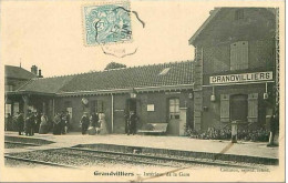 60.GRANDVILLIERS.INTERIEU R DE LA GARE - Grandvilliers