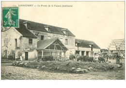 60.LIANCOURT.n°11668.LA FERME DE LA FAIENCE (INTERIEURE). - Liancourt