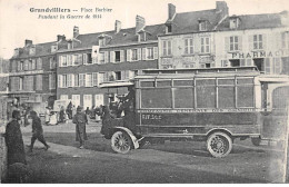 60 - GRANDVILLIERS - SAN37633 - Place Barbier - Pendant La Guerre De 1914 - Autobus - Grandvilliers