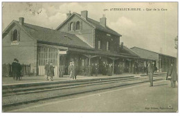 59.AVESNES SUR HELPE.n°4863.QUAI DE LA GARE.RARE - Avesnes Sur Helpe