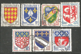 329 France 7 Timbres Armoiries Coat Of Arms (670) - Sellos