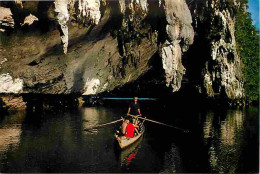 Thailande - A Passage Of Boats In A Cave In A Mountainat A Group Of Ko Islands - Carte Neuve - CPM - Voir Scans Recto-Ve - Tailandia