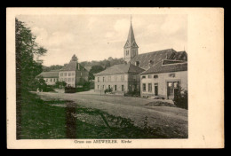 57 - ARZVILLER - ARZWEILER - L'EGLISE AU CENTRE DU VILLAGE - Arzviller