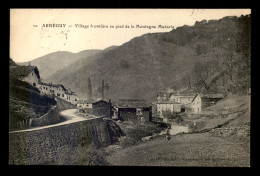 64 - ARNEGUY - VILLAGE FRONTIERE AU PIED DE LA MONTAGNE MADARIA - Arnéguy