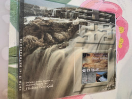 Hong Kong Stamp Pack Hukou Waterfall Landscape - Brieven En Documenten
