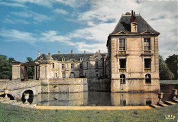 18  LIGNIERES  Le Chateau  Carte Vierge Non Circulé éd Théojac    (Scan R/V) N°   54    \MS9016 - Saint-Amand-Montrond