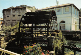 84  L'Isle-sur-la-Sorgue  Roue à Aubes Sur Les Canaux De La Sorgue (Scan R/V) N°  12   \MS9077 - L'Isle Sur Sorgue