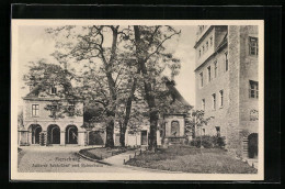 AK Merseburg, Äusserer Schlosshof Und Rabenhaus  - Merseburg