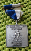 Medaile   :9e. W.s.v. Vridos ( Oud ) Giessenburg 23-8-1969 .(z.h. ) -  Original Foto  !!  Medallion  Dutch - Autres & Non Classés