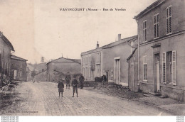 J7-55) VAVINCOURT (MEUSE) RUE DE VERDUN - ( EDITEUR ADAM - ANIMEE - HABITANTS - ECOLIERS - 2 SCANS ) - Vavincourt