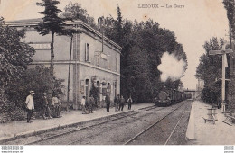 63) LEZOUX - LA GARE - VOYAGEUR - TRAIN + TAMPON MILITAIRE 30° COMPAGNIE - 92° REGIMENT D ' INFANTERIE - DEPOT - 3 SCANS - Lezoux