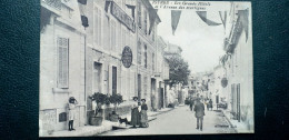 13 , Istres , Les Grands Hôtels Et L'avenue Des Martigues En 1917 - Istres