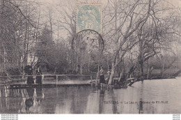 B3-24) THIVIERS (DORDOGNE) LE LAC DU CHATEAU DE FILOLIE   - ( ANIMEE - PERSONNAGES ) - Thiviers