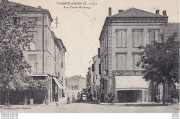 B21-82) VALENCE  D ' AGEN (TARN ET GARONNE)  RUE XAVIER MOULENG - ( ANIMEE - HABITANTS  - EPICERIE - 2 SCANS ) - Valence