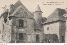 D11-23) LA SOUTERRAINE (CREUSE)  VIEILLE MAISON AU PUY- CHARROT - (ANIMEE - 2 SCANS) - La Souterraine