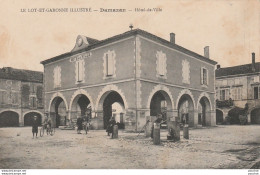 D12-47) DAMAZAN (LOT ET GARONNE) HOTEL DE VILLE - (ANIMEE - 2 SCANS) - Damazan